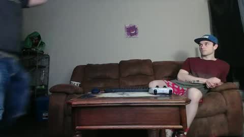 Snapshot of adamk3 chatting on 01-07-25, 04:18 Adam and Logan online show from 01-07-25, 04:18