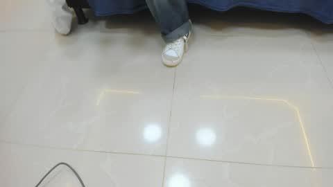 Snapshot of adams_bobby chatting on 06-08-26, 11:10 Adams Bobby online show from 06-08-26, 11:10