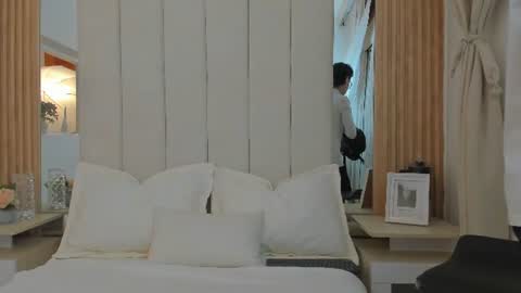 Snapshot of adams_bobby chatting on 07-13-26, 11:46 Adams Bobby online show from 07-13-26, 11:46