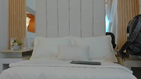 Snapshot of adams_bobby chatting on 07-19-26, 11:14 Adams Bobby online show from 07-19-26, 11:14