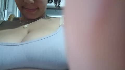 ADAMS Y NIKI online show from 01-12-26, 02:50