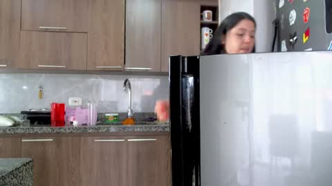 Snapshot of adan_eva960 chatting on 12-17-24, 05:58 eva online show from 12-17-24, 05:58