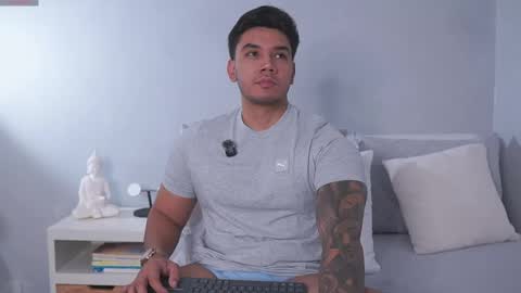 Adan Johns online show from 06-05-26, 02:29