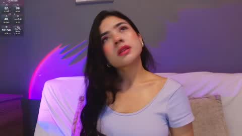Snapshot of adara_johnson_ chatting on 05-29-26, 11:41 Adara Johnson online show from 05-29-26, 11:41