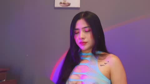 Snapshot of adara_johnson_ chatting on 06-04-26, 11:49 Adara Johnson online show from 06-04-26, 11:49