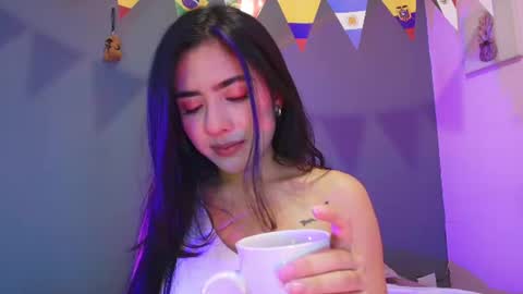 Snapshot of adara_johnson_ chatting on 06-22-26, 12:13 Adara Johnson online show from 06-22-26, 12:13