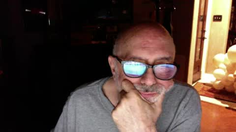 Snapshot of add_me_2 chatting on 06-11-26, 03:48 add_me_2 online show from 06-11-26, 03:48