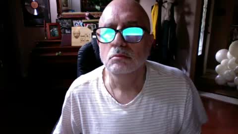 Snapshot of add_me_2 chatting on 06-13-26, 07:01 add_me_2 online show from 06-13-26, 07:01