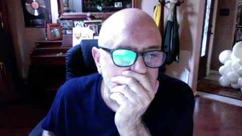 Snapshot of add_me_2 chatting on 06-14-26, 11:18 add_me_2 online show from 06-14-26, 11:18