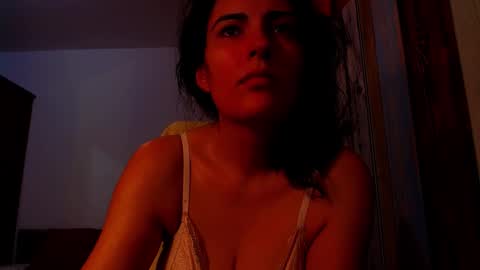 amy        online show from 10-19-25, 09:59