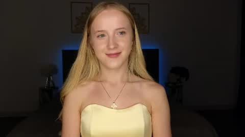 Snapshot of adele_armas chatting on 07-24-26, 09:13 Adele online show from 07-24-26, 09:13