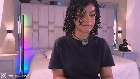 Andrea online show from 04-18-26, 12:20