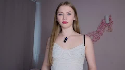 Snapshot of adele_laurie_ chatting on 06-26-26, 04:55 Adeline online show from 06-26-26, 04:55