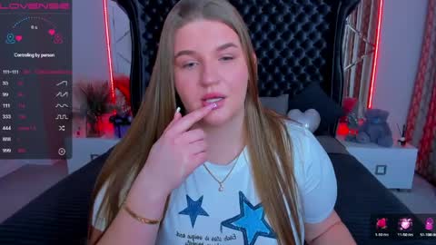 Your Adele online show from 04-10-26, 12:16