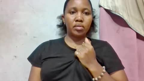 adelealy online show from 05-21-26, 02:29