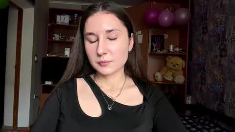 Poly online show from 03-03-26, 06:08