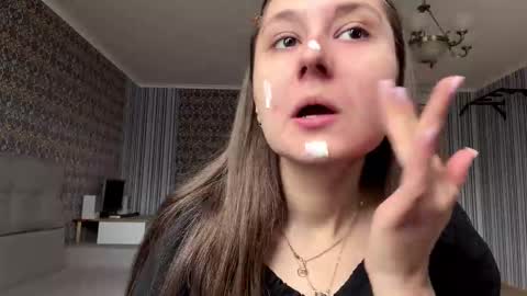 Poly online show from 03-19-26, 12:09