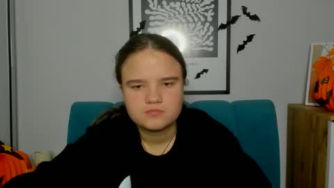 adelecruzz online show from 11-02-25, 08:06