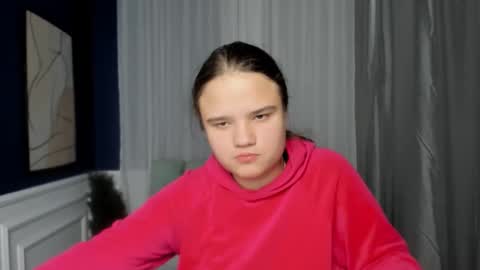 adelecruzz online show from 01-07-26, 01:02