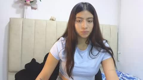 adellein foxx online show from 07-14-26, 02:05