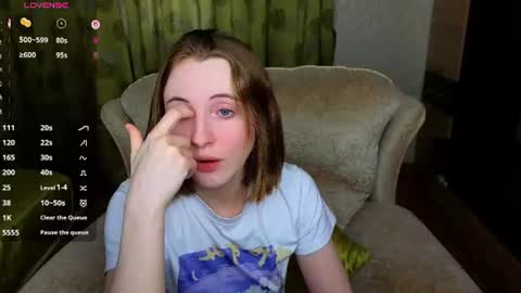 Snapshot of adelina_cowell chatting on 06-17-26, 01:56 Adelina online show from 06-17-26, 01:56
