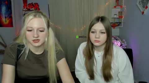 Snapshot of adelina_riley chatting on 02-23-26, 09:28 Adel online show from 02-23-26, 09:28