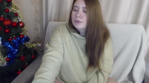 Snapshot of adelinalawson chatting on 12-23-24, 03:44 adelinalawson online show from 12-23-24, 03:44
