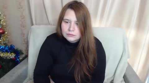 Snapshot of adelinalawson chatting on 02-14-25, 04:37 adelinalawson online show from 02-14-25, 04:37