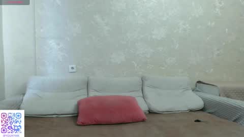 Adel online show from 04-11-26, 12:37