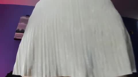 Snapshot of adellelennox_cg chatting on 02-05-25, 02:26 Adelle online show from 02-05-25, 02:26