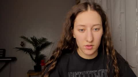 Adell online show from 02-19-25, 10:31