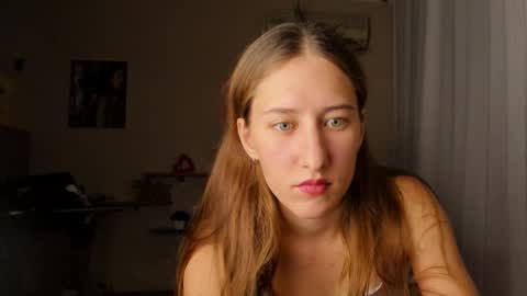 Adell online show from 09-19-25, 09:26