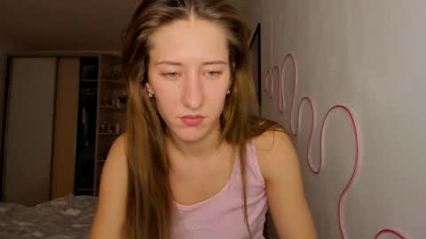 Snapshot of adellqueen chatting on 04-25-26, 09:34 Adell online show from 04-25-26, 09:34