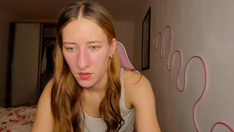 Snapshot of adellqueen chatting on 06-01-26, 09:38 Adell online show from 06-01-26, 09:38