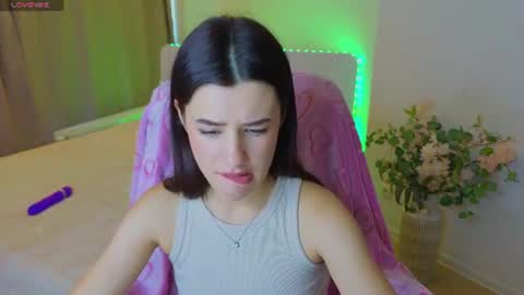 Adellyy online show from 07-18-26, 11:36