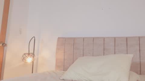  instragram adelyn 111 online show from 02-07-25, 11:12