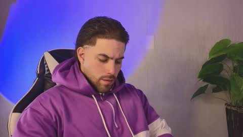 Ades online show from 11-26-25, 10:38