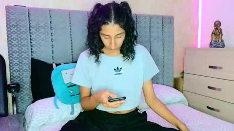 Snapshot of adhara365 chatting on 01-10-25, 12:38 adhara star 3 online show from 01-10-25, 12:38