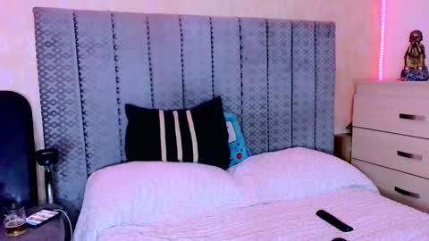 Snapshot of adhara365 chatting on 01-11-25, 04:59 adhara star 3 online show from 01-11-25, 04:59