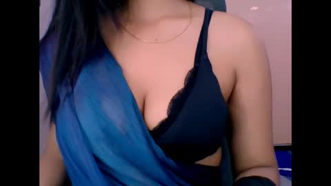 Snapshot of adira_agarwal chatting on 03-17-26, 01:03 vaidehi online show from 03-17-26, 01:03