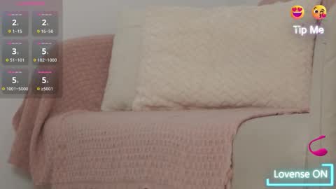 Adisson Fox online show from 12-18-25, 07:14