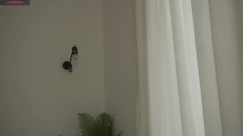 Adisson Fox online show from 01-10-26, 07:32