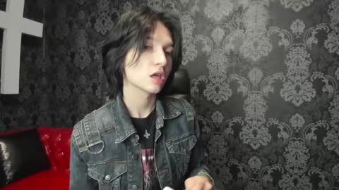 Snapshot of adonbev chatting on 05-17-26, 05:05 adonbev online show from 05-17-26, 05:05