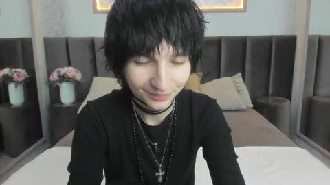 Snapshot of adonbev chatting on 06-18-26, 05:30 adonbev online show from 06-18-26, 05:30