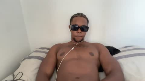 Snapshot of adonisray chatting on 07-22-26, 08:11 adonisray online show from 07-22-26, 08:11