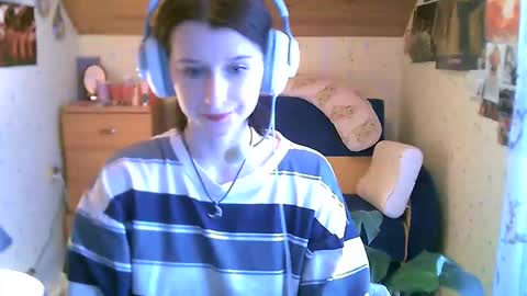 adorable_sparkle online show from 02-10-25, 01:22