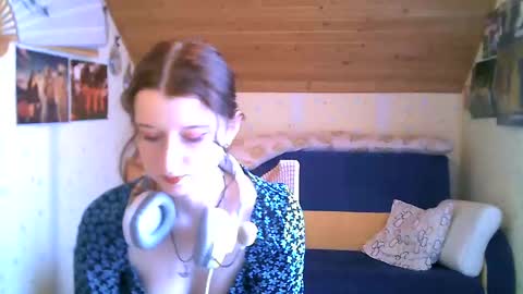 adorable_sparkle online show from 02-14-25, 12:14