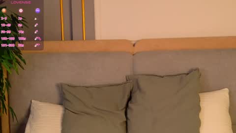 adoracortes online show from 04-08-26, 05:07