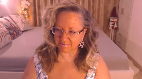 Cryna online show from 12-20-25, 10:33