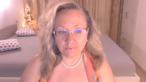 Snapshot of adrena_ chatting on 07-09-26, 08:29 Cryna online show from 07-09-26, 08:29